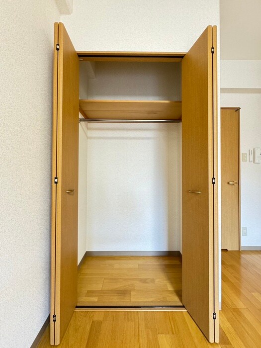 物件内観写真12　(収納)