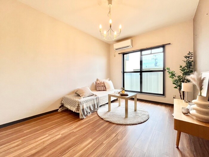 物件内観写真21　(居室)