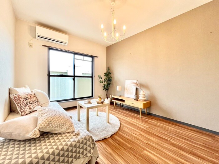 物件内観写真22　(居室)