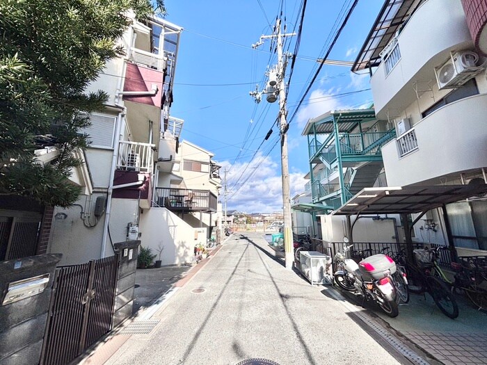 物件外観写真5　(周辺環境)