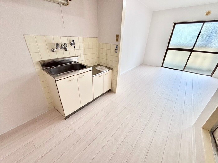 物件内観写真11　(居室)