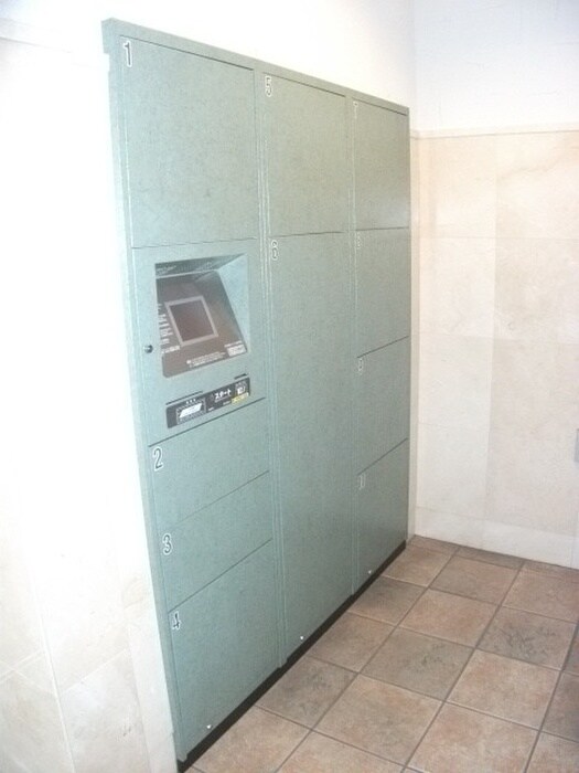 物件外観写真4　(建物設備)