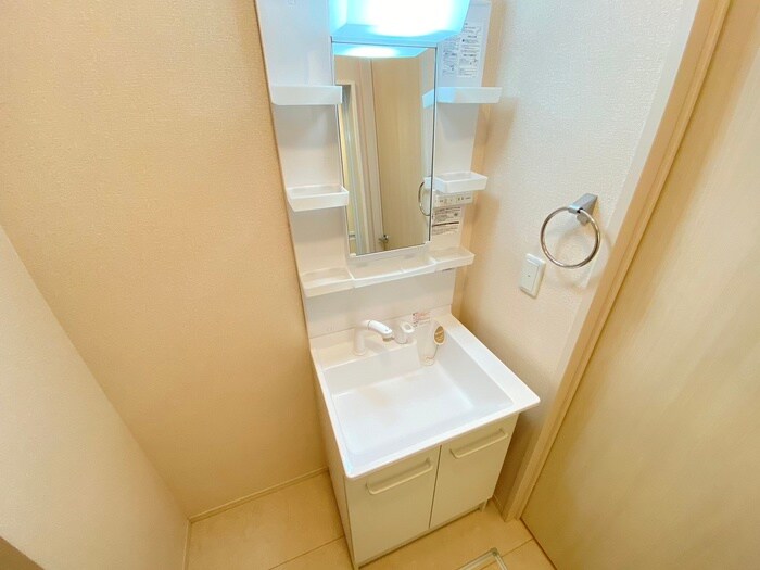 物件内観写真13　(洗面)