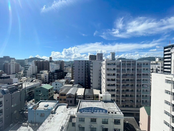 物件内観写真15　(室内からの展望)