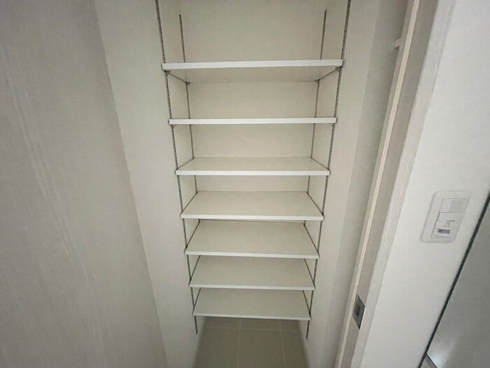 物件内観写真16　(靴箱)