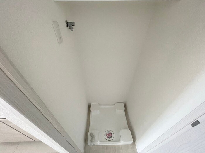 物件内観写真18　(洗濯機置場)