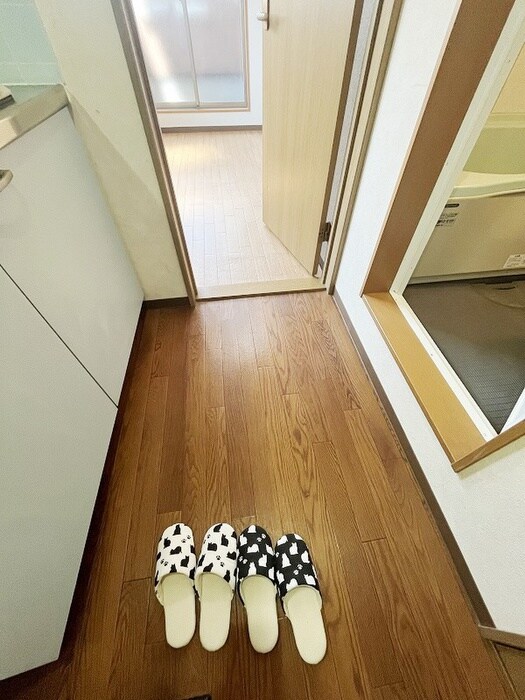 物件内観写真17　(廊下)