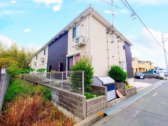 物件外観写真3　(外観写真)