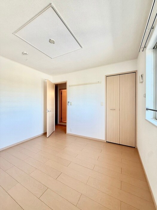 物件内観写真12　(居室)