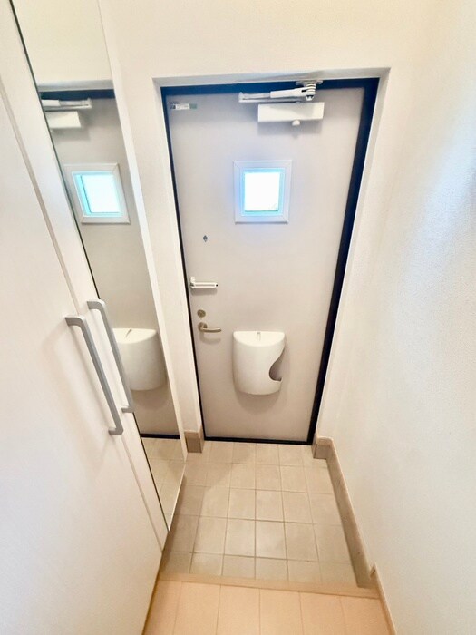 物件内観写真20　(玄関)