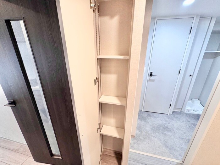 物件内観写真21　(収納)