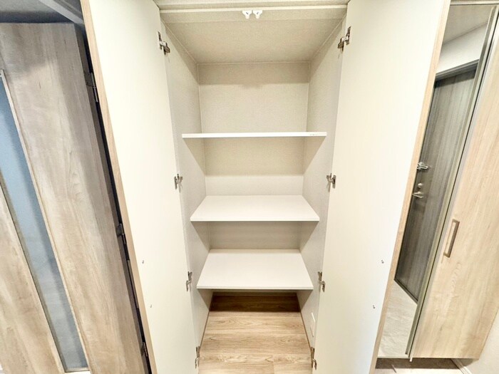 物件内観写真21　(収納)