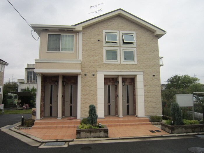 物件外観写真1　(外観写真)