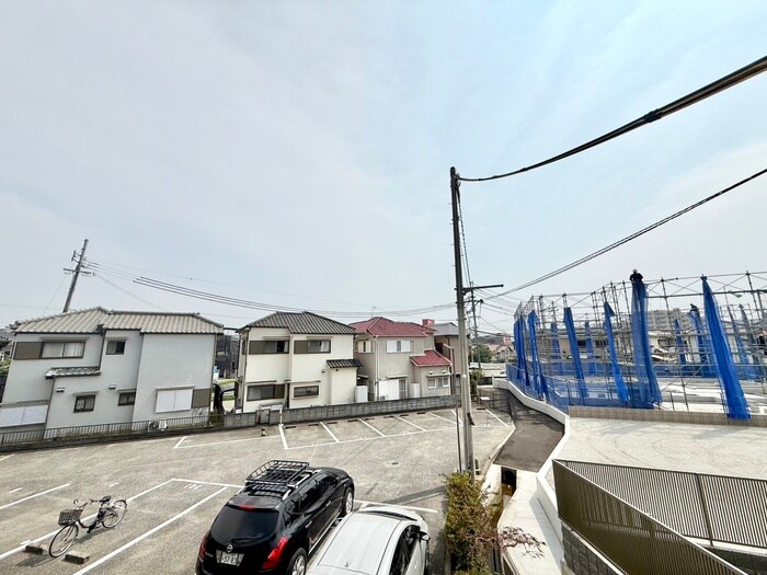 物件内観写真16　(室内からの展望)