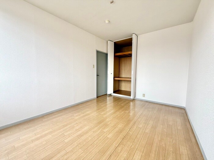 物件内観写真17　(居室)