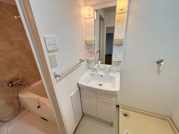 物件内観写真10　(洗面)