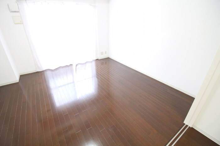 物件内観写真18　(居室)