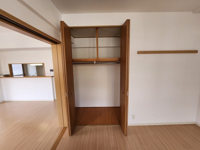物件内観写真14　(収納)