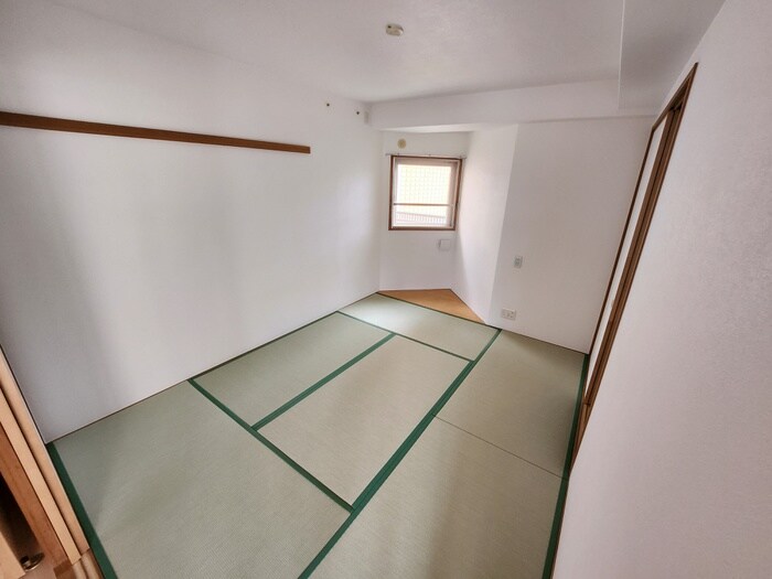 物件内観写真21　(居室)