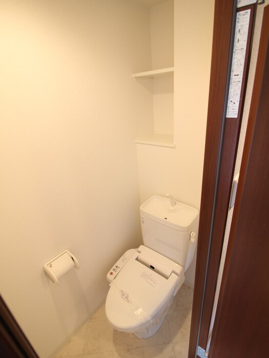 物件内観写真14　(トイレ)