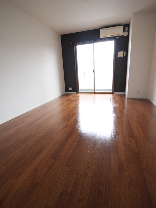 物件内観写真15　(居室)