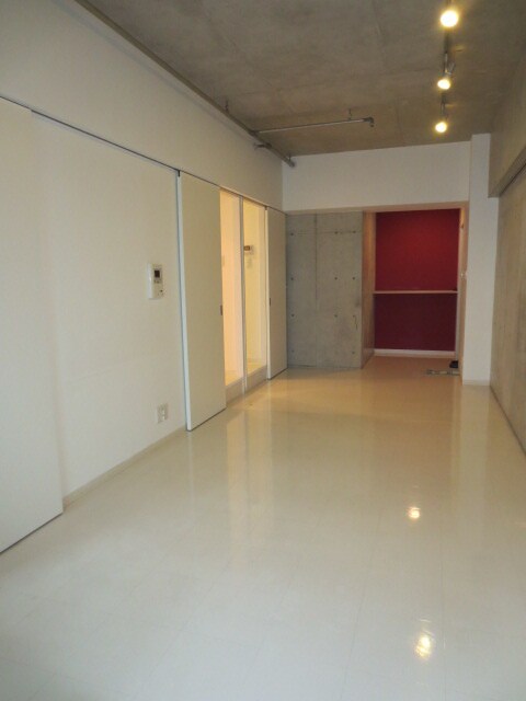 物件内観写真4　(居室)