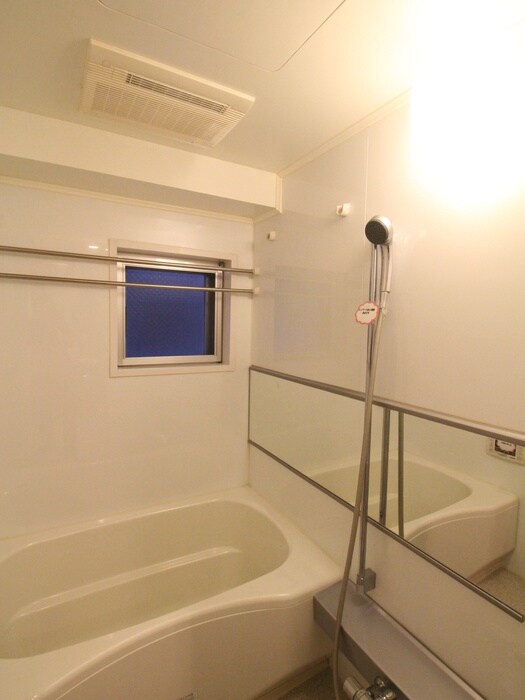 物件内観写真8　(バス／シャワールーム等)