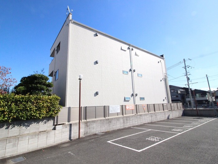 物件外観写真2　(外観写真)