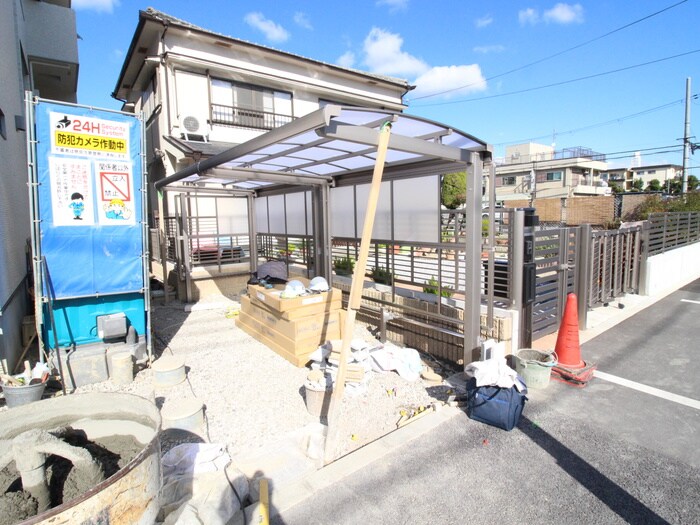 物件外観写真3　(駐輪場)