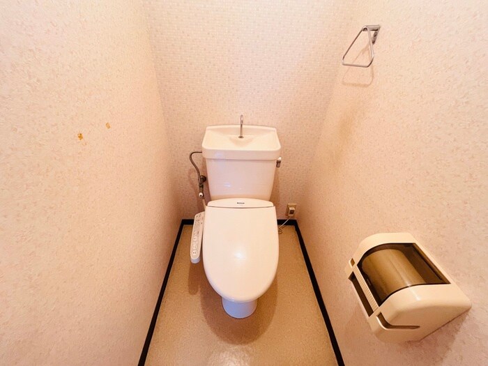 物件内観写真11　(トイレ)
