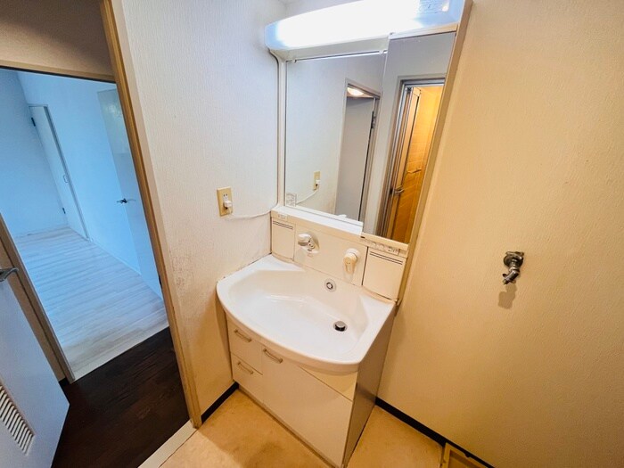 物件内観写真12　(洗面)