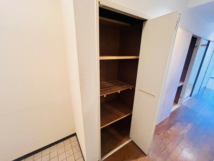 物件内観写真13　(収納)