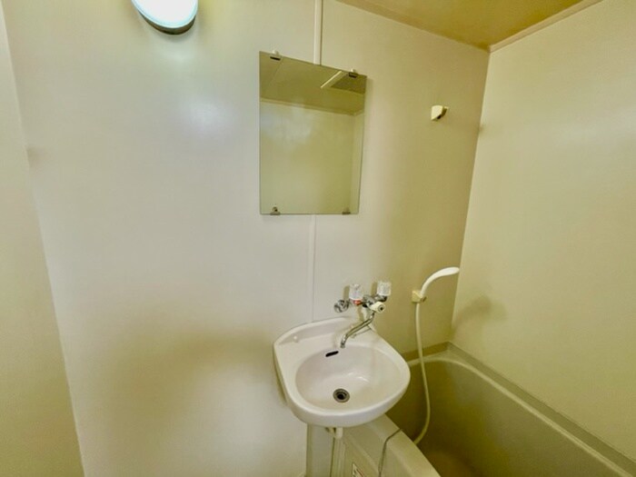 物件内観写真10　(洗面)