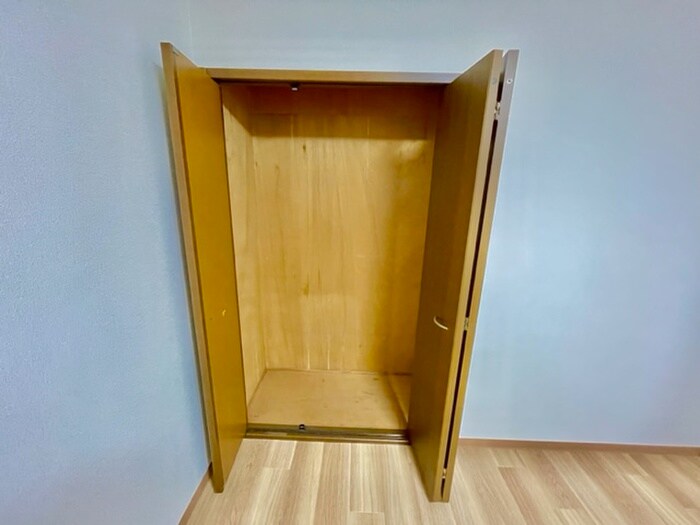 物件内観写真15　(収納)