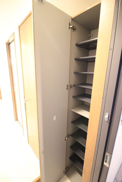 物件内観写真12　(靴箱)