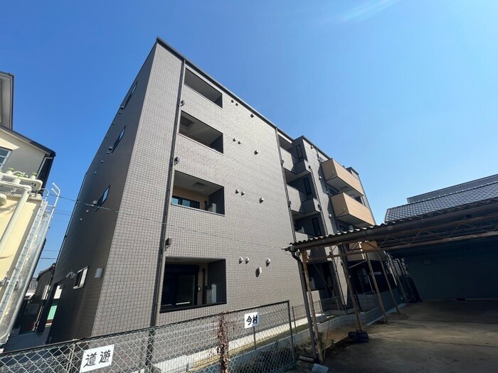 物件外観写真2　(外観写真)