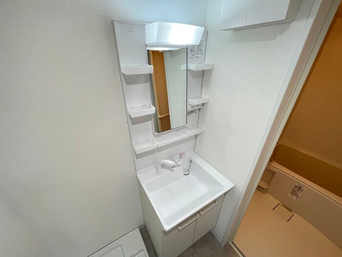 物件内観写真11　(洗面)