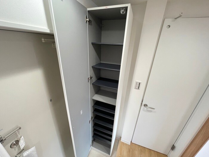 物件内観写真15　(靴箱)