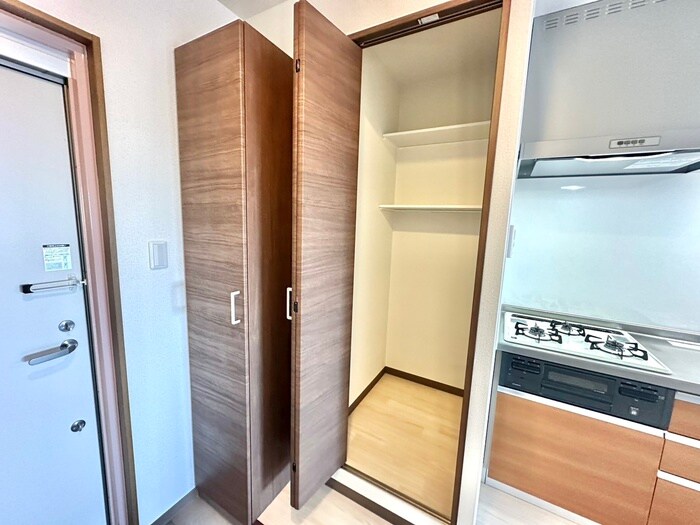 物件内観写真10　(収納)