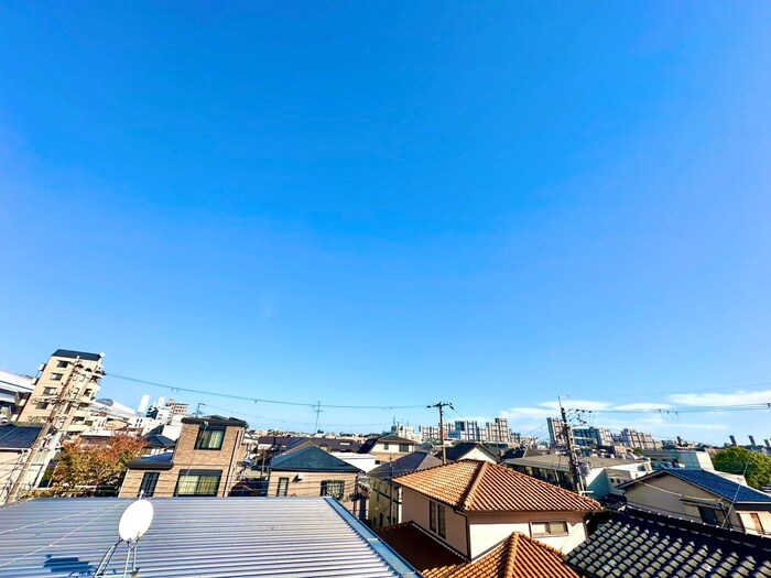 物件内観写真18　(室内からの展望)