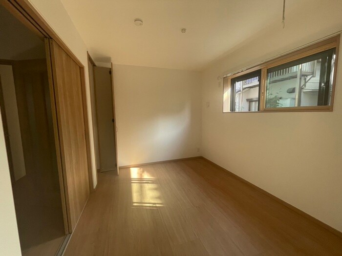 物件内観写真9　(居室)