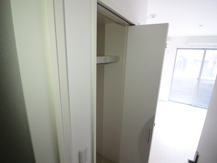 物件内観写真21　(収納)