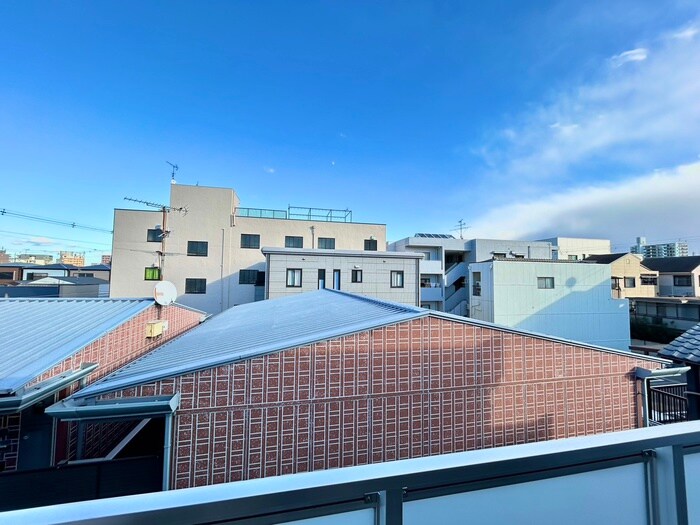 物件内観写真22　(室内からの展望)