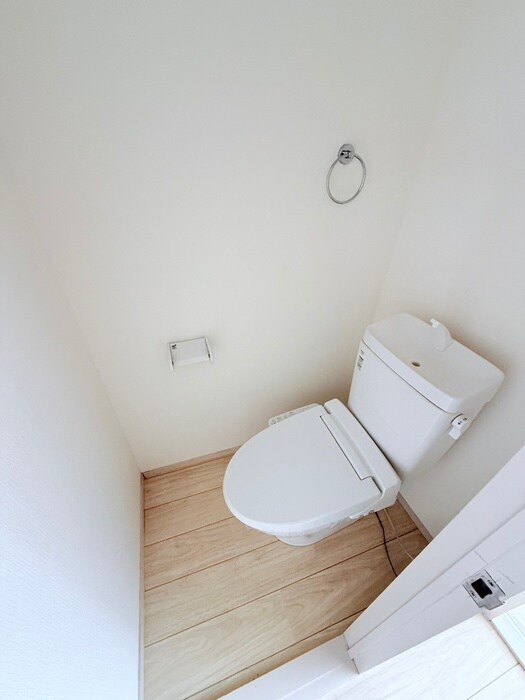 物件内観写真14　(トイレ)