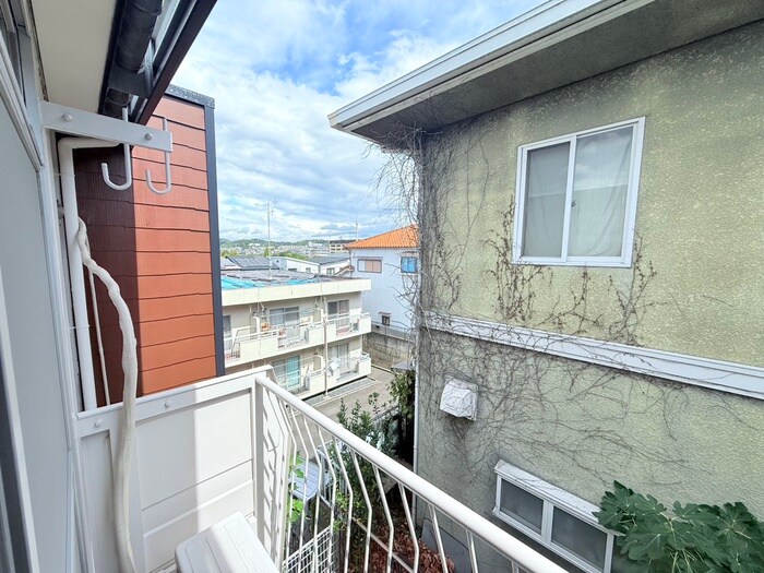 物件内観写真18　(室内からの展望)