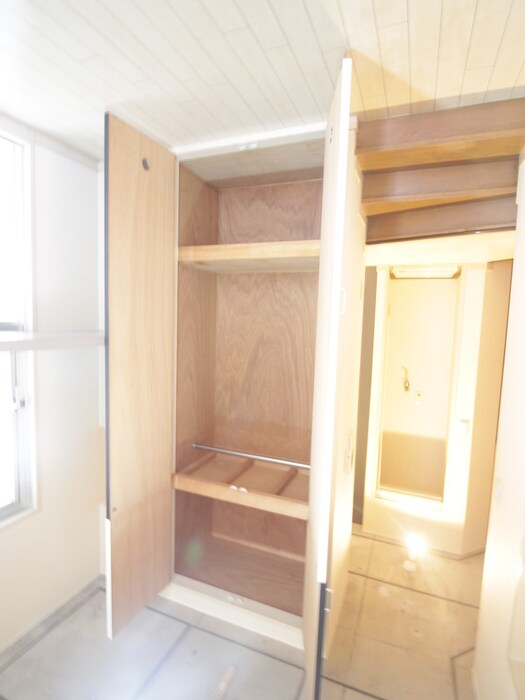 物件内観写真11　(収納)