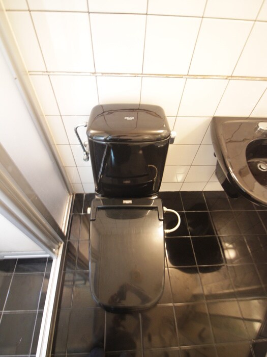 物件内観写真14　(トイレ)