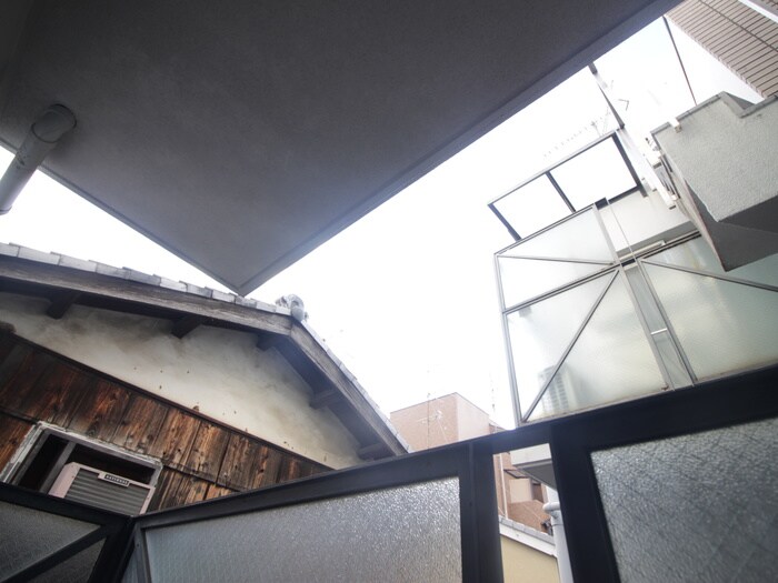 物件内観写真16　(室内からの展望)