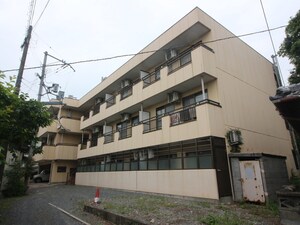 レジデンス安満外観写真