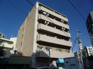 ヤングバリ－外観写真